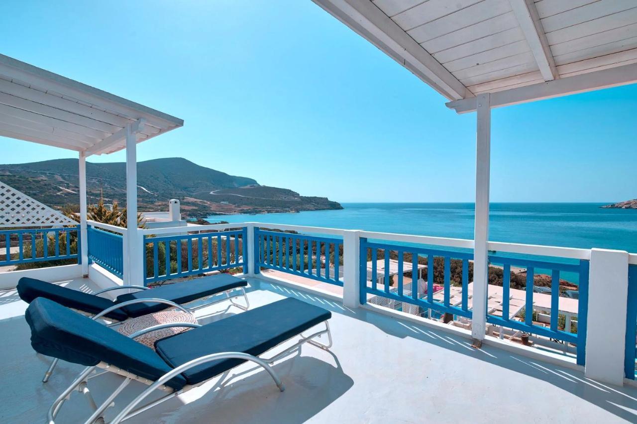 Blue Dolphin Antiparos Villas And Suites Agios Georgios  المظهر الخارجي الصورة