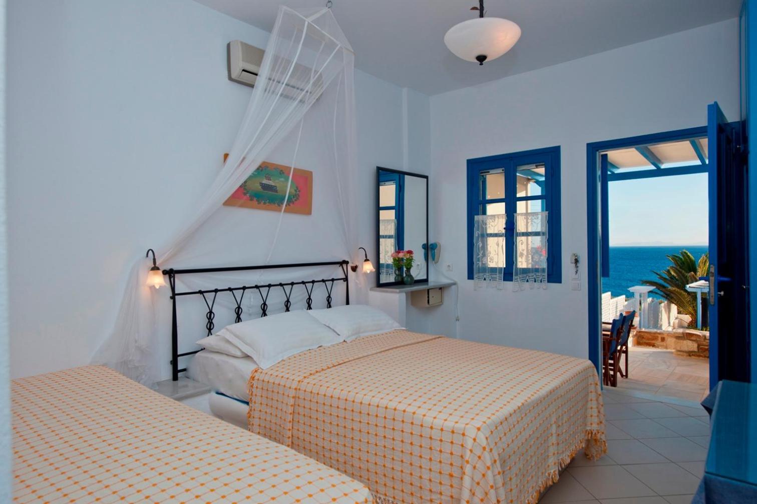 Blue Dolphin Antiparos Villas And Suites Agios Georgios  المظهر الخارجي الصورة