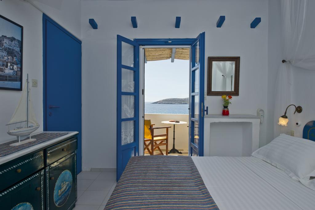 Blue Dolphin Antiparos Villas And Suites Agios Georgios  المظهر الخارجي الصورة